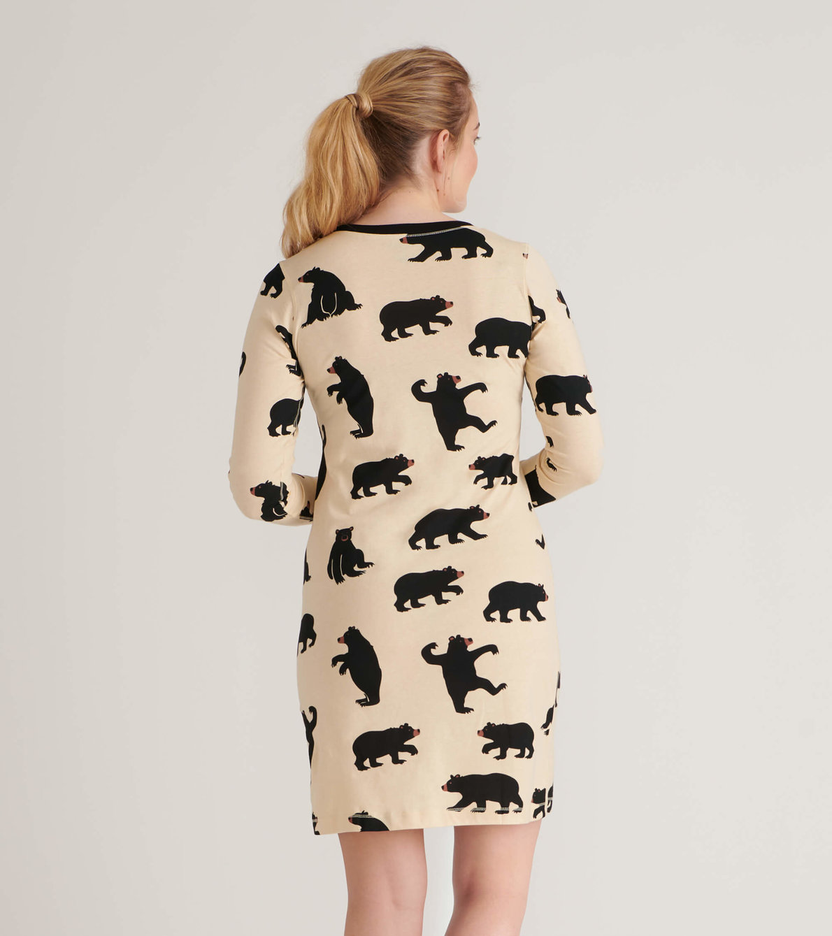 Agrandir l'image de Robe de nuit à manches longues pour femme – Ours noirs