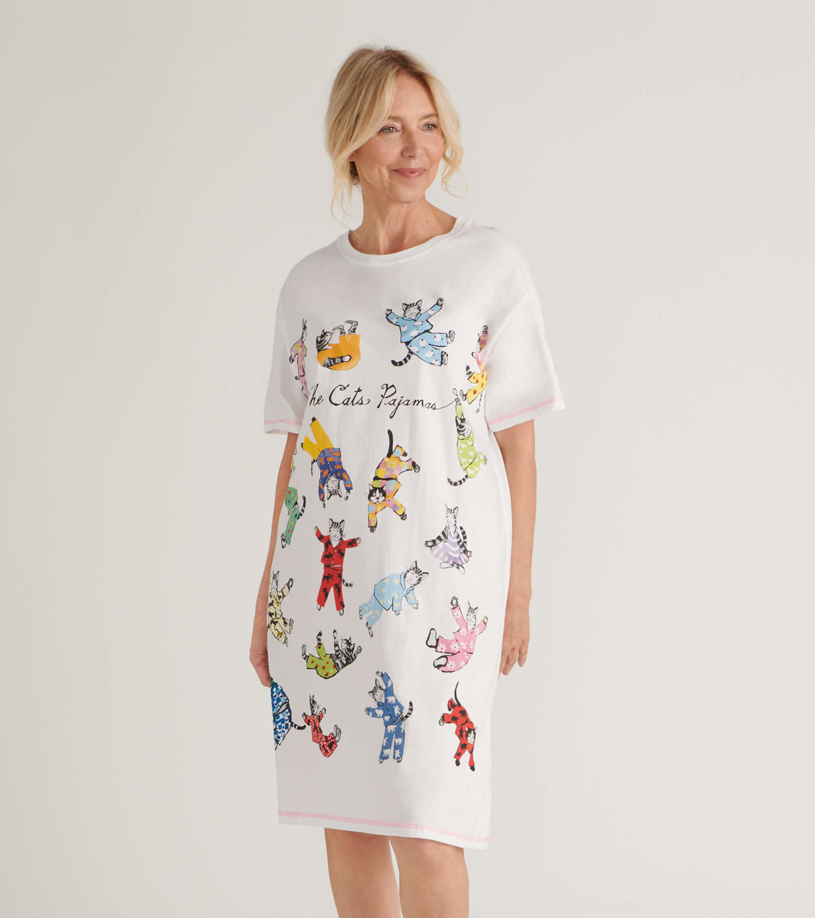 Agrandir l'image de Chemise de nuit pour femme – Chats en pyjama « Cat’s Pajamas »