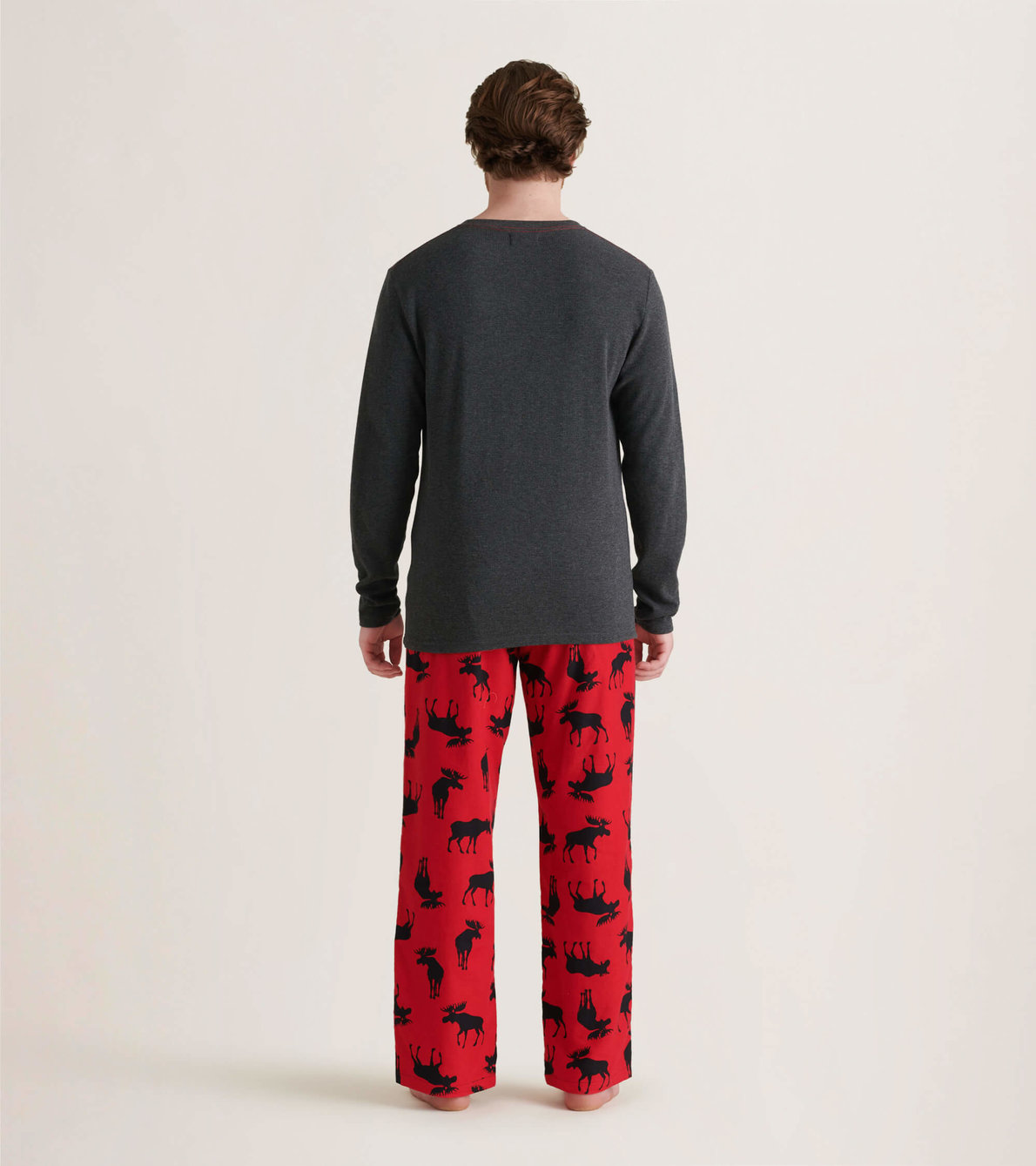 Agrandir l'image de Pantalon de pyjama en flanelle pour homme – Orignaux sur fond rouge