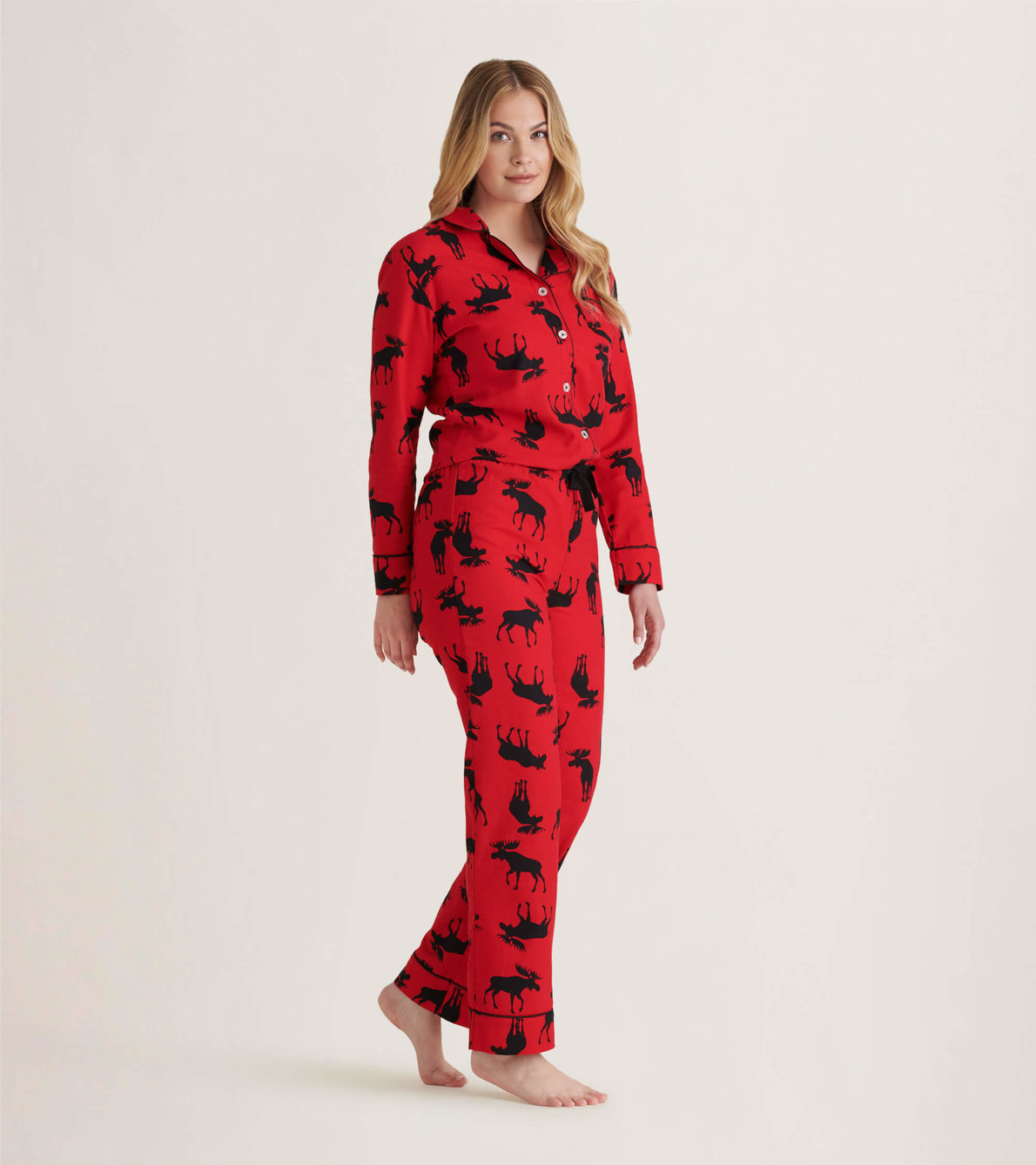 Agrandir l'image de Pyjama en flanelle pour femme – Orignaux sur fond rouge