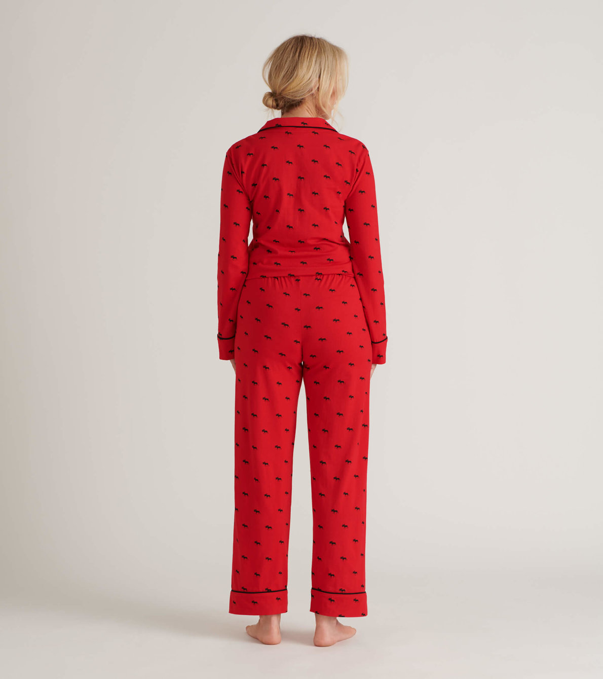 Agrandir l'image de Pyjama pour femme - Orignaux sur fond rouge