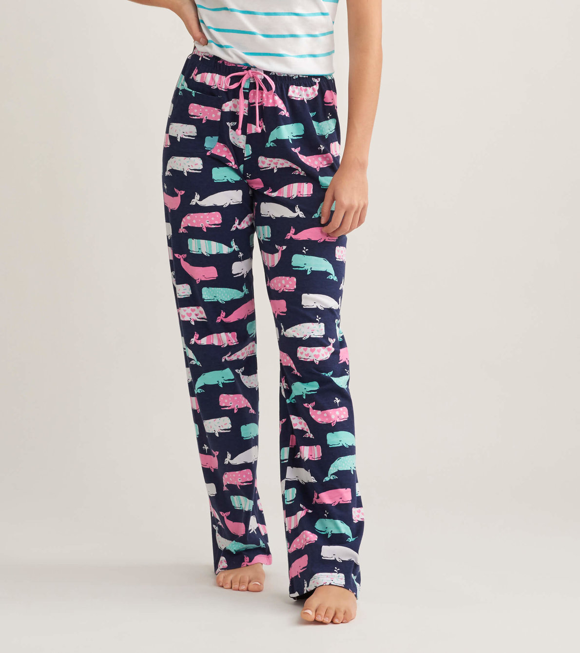 Agrandir l'image de Pantalon de pyjama en jersey pour femme – Baleines nautiques