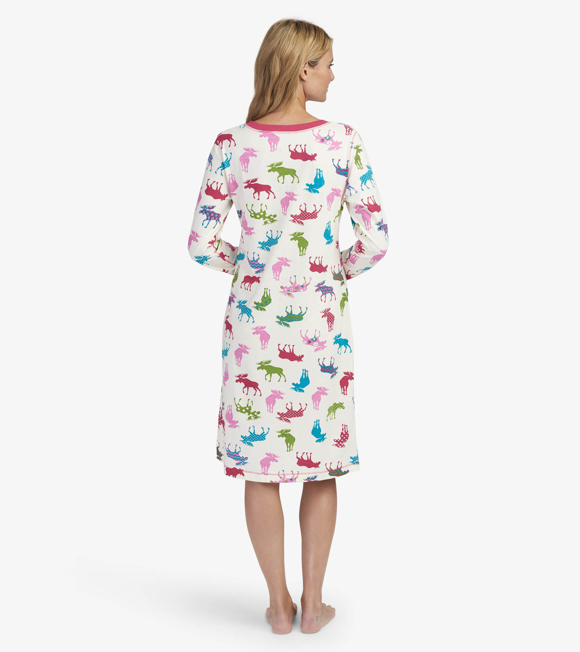 Agrandir l'image de Robe de nuit à manches longues pour femme – Orignaux à motifs