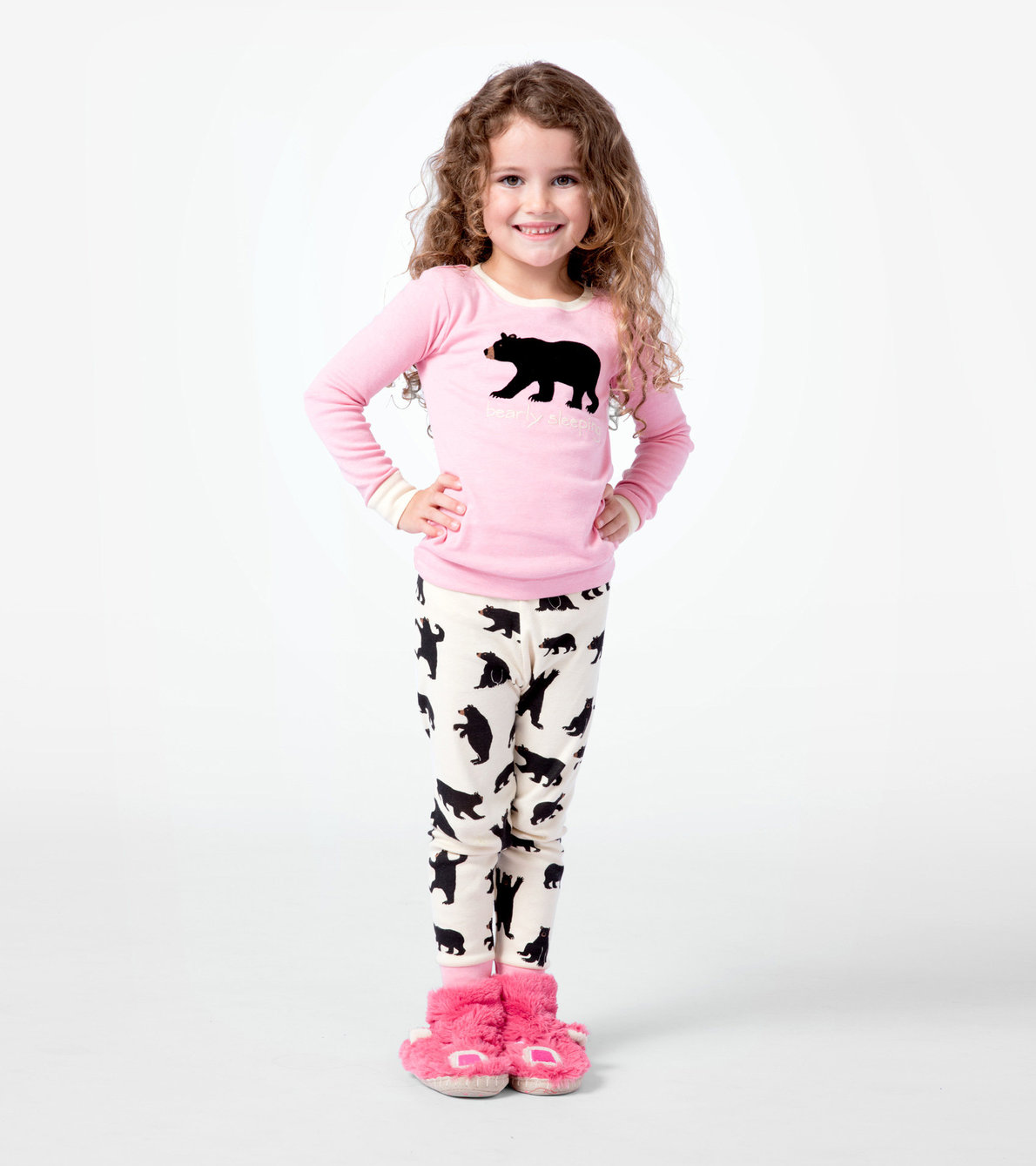 Agrandir l'image de Pyjama à appliqué pour enfant – Ours sur fond rose « Bearly Sleeping »