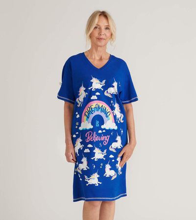 Chemise de nuit pour femme – Licornes et arc-en-ciel