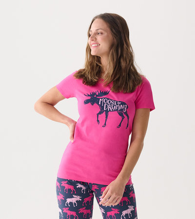T-shirt de pyjama pour femme – Orignal sur fond framboise