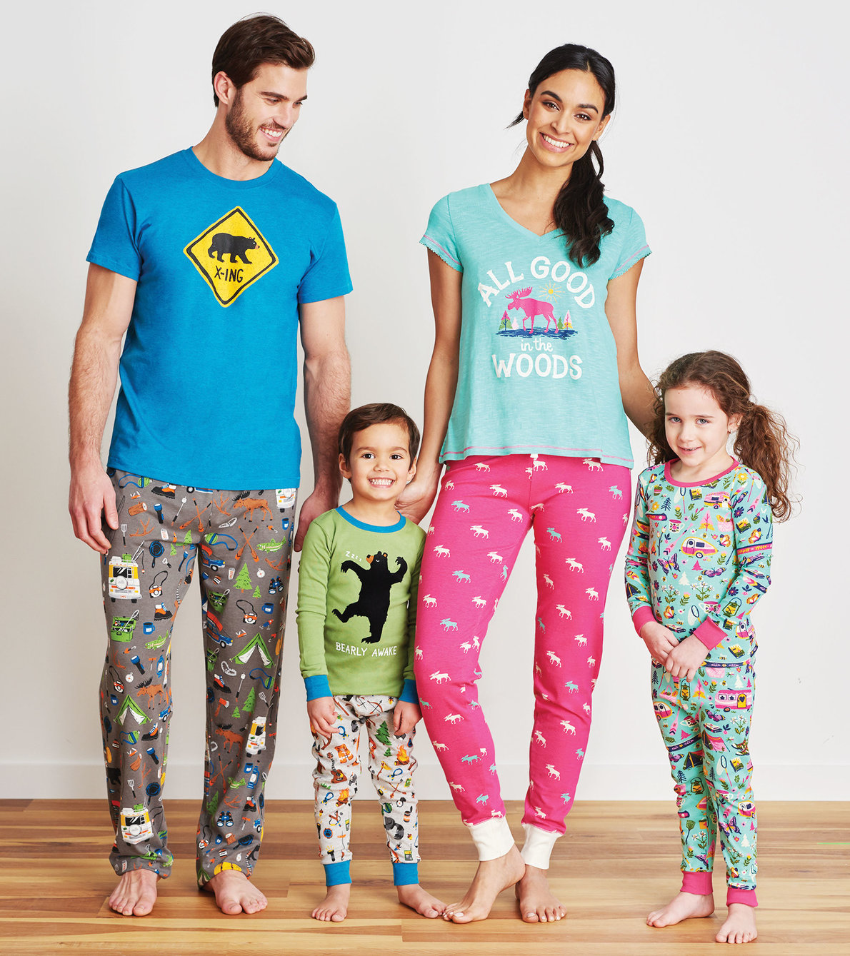 Agrandir l'image de Pyjamas pour la famille - Camping rétro