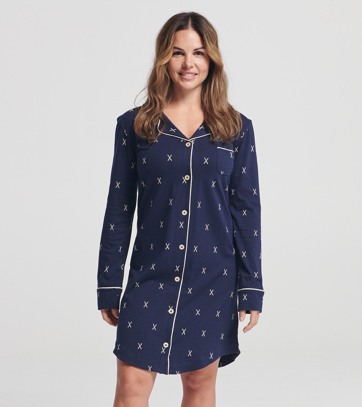 Agrandir l'image de Robe de nuit en jersey extensible pour femme – Skis sur bleu marine